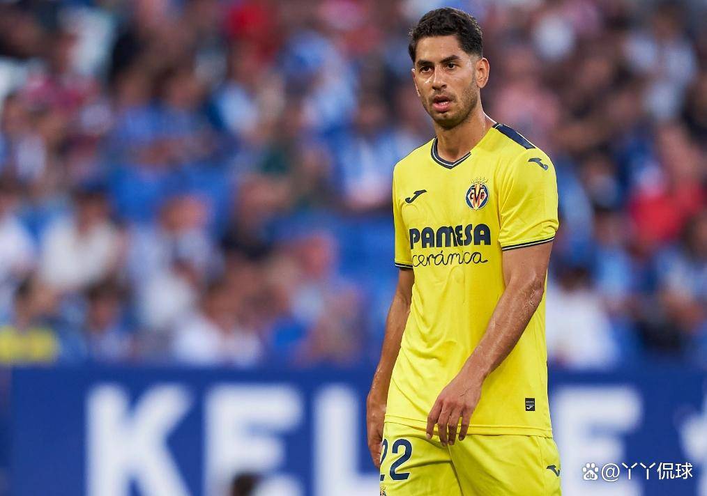 比利亚雷亚尔训练开放日，赛前扳平良机引欢呼，法国杯在即，身体对抗强度拉满的简单介绍