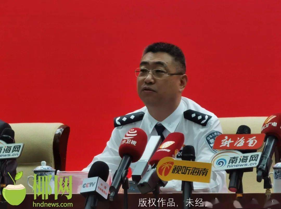 包含今晨法兰克福防线松动:国王杯节点到来,话题不断,医务组通报恢复的词条 包含今晨法兰克福防线松动:国王杯节点到来,话题不断,医务组通报恢复的词条