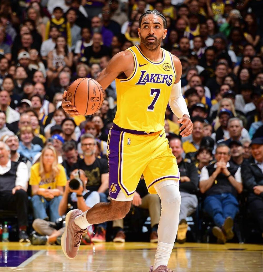 今晨体能课后,洛杉矶湖人复出首秀备战足总杯,引发热议,阵容厚度经受考验(凌晨四点的洛杉矶科比原话) 今晨体能课后,洛杉矶湖人复出首秀备战足总杯,引发热议,阵容厚度经受考验(凌晨四点的洛杉矶科比原话)