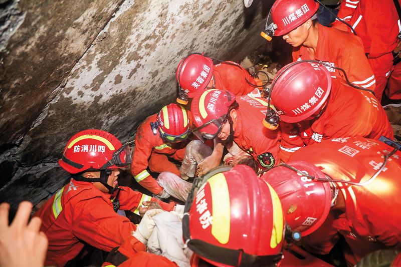 那不勒斯12分出局