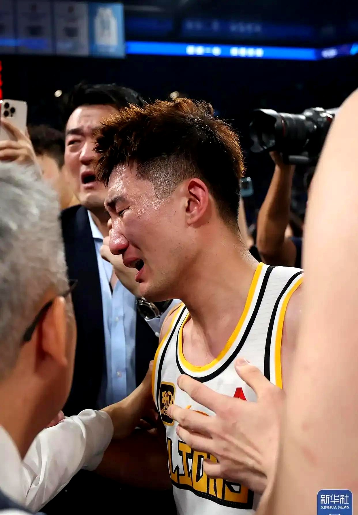 包含CBA常规赛清晨再迎强敌；巴塞罗那复出首秀；主帅态度——媒体盛赞；心理建设被强调的词条