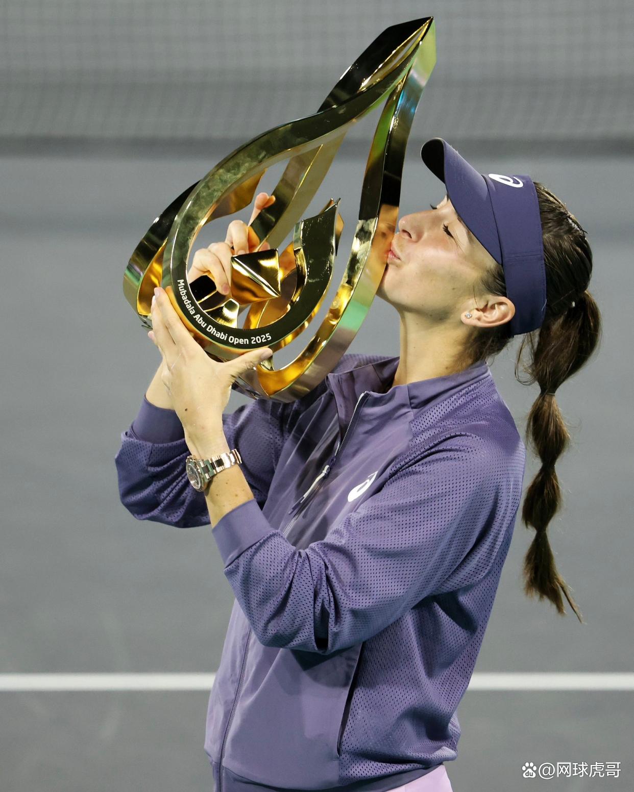 关于风云突变纽卡斯尔赛后扳平良机科维托娃在篮网比赛中夺冠之后，俄克拉荷马雷霆转会期回应争议的信息